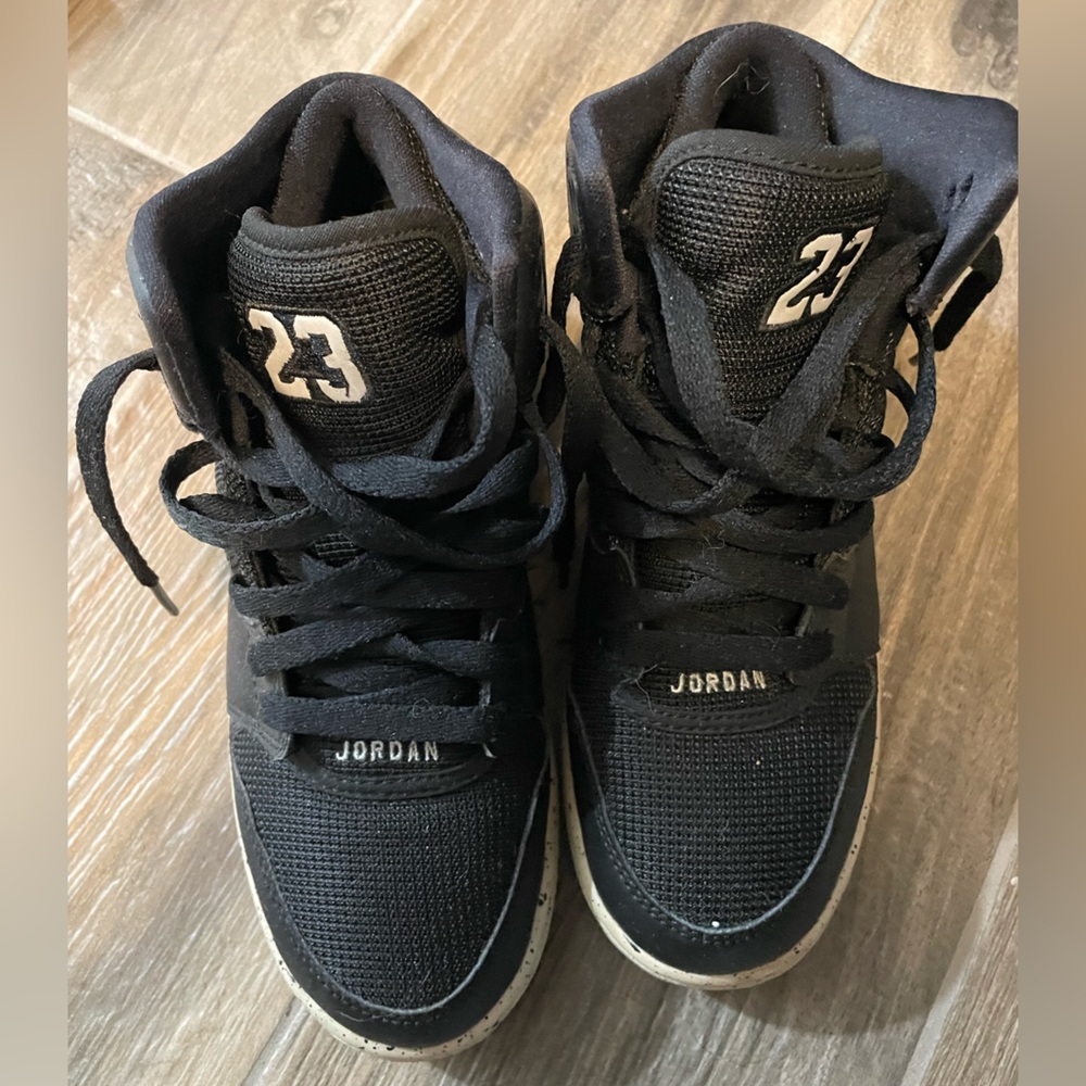Nike Jordan’s . Black size youth 3.5, worn a few times.